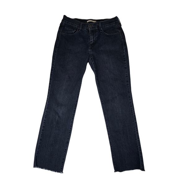 Levi's Denim - Levi's 505 Straight Womens Denim jeans size 6 distressed hem 0692